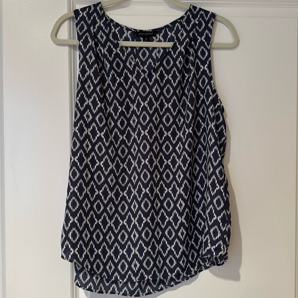 Banana Republic Sleeveless Print Blouse